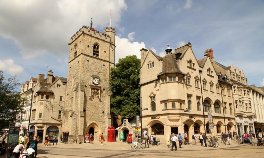 An Entire 2Beds, 2Bathrooms, Free Wifi, Free Parking, Risinghurst, Oxford Exterior foto
