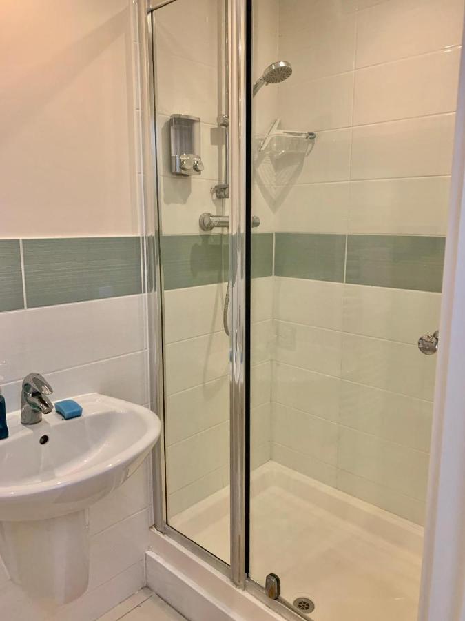 An Entire 2Beds, 2Bathrooms, Free Wifi, Free Parking, Risinghurst, Oxford Exterior foto